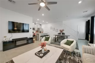 Photo #6: 2776554 Listing 