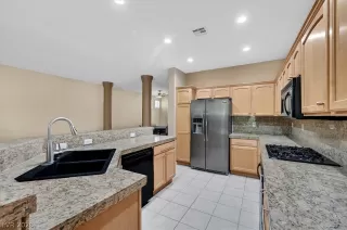 Photo #2: 2776560 Listing 