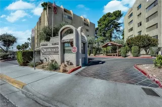 More Details about MLS # 2776565 : 750 SOUTH ROYAL CREST CIRCLE 323