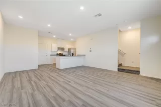 Photo #1: 2776592 Listing 