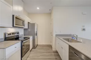 Photo #4: 2776592 Listing 