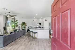 Photo #3: 2776656 Listing 