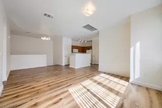 Photo #4: 2776672 Listing 
