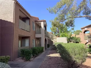 Photo #4: 2776682 Listing 