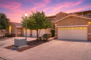 Photo #1: 2776699 Listing 