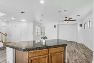 Photo #6: 2776702 Listing 