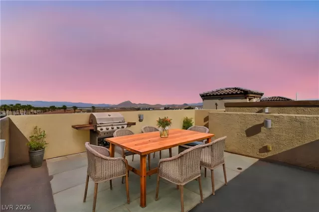 MLS: 2776713 Condo For Sale