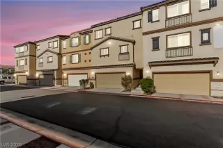 Photo #3: 2776713 Listing 