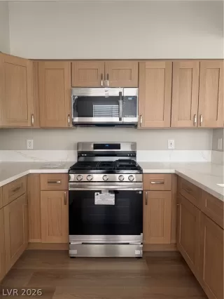 Photo #2: 2776721 Listing 