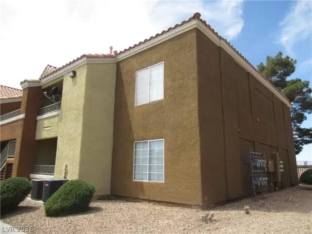 MLS: 2776725 Condo For Sale