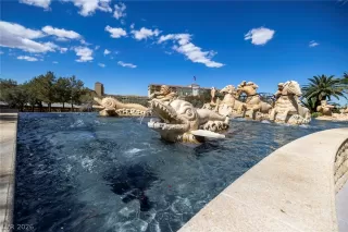 Photo #5: 2776800 Listing 