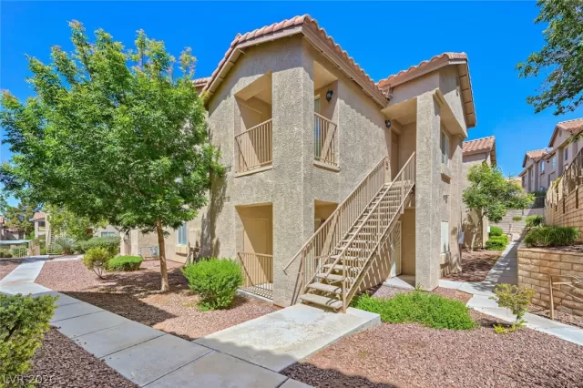 MLS: 2776836 Condo For Sale