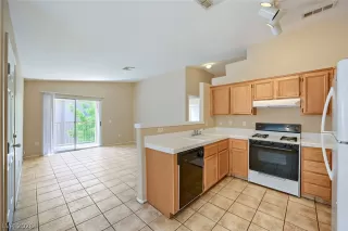 Photo #1: 2776836 Listing 