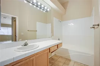 Photo #6: 2776836 Listing 