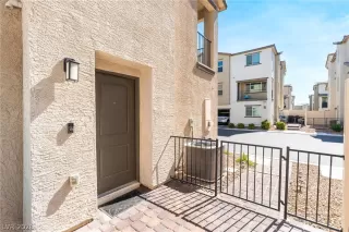 Photo #3: 2776847 Listing 