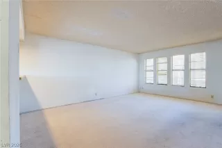 Photo #4: 2776871 Listing 