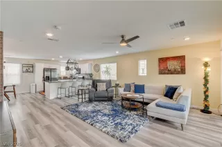 Photo #3: 2776878 Listing 