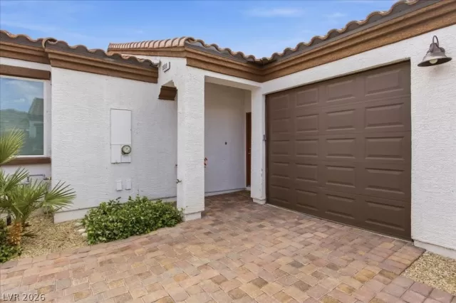 MLS: 2776895 Condo For Sale