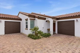 Photo #3: 2776895 Listing 