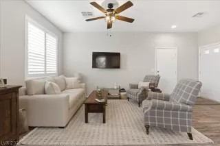 Photo #6: 2776895 Listing 