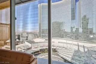 Photo #3: 2776897 Listing 