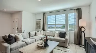 Photo #5: 2776899 Listing 