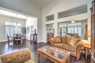 Photo #6: 2776900 Listing 