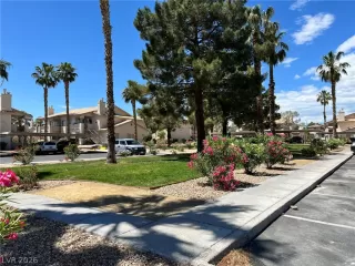 Photo #1: 2776922 Listing