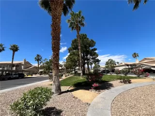 Photo #3: 2776922 Listing