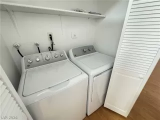 Photo #5: 2776925 Listing 