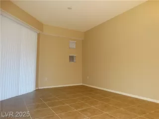 Photo #4: 2776949 Listing 