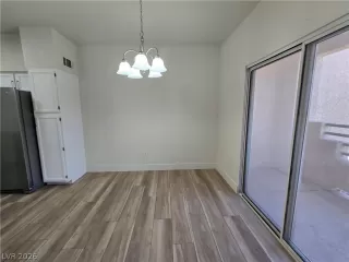 Photo #4: 2776988 Listing 