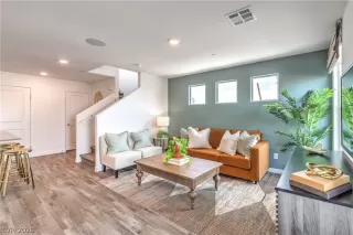 Photo #5: 2776999 Listing 