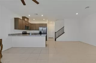 Photo #1: 2777017 Listing 