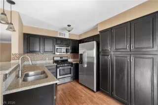 Photo #2: 2777045 Listing 