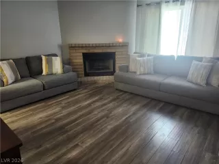 Photo #4: 2777124 Listing 