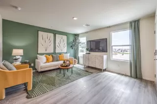 Photo #4: 2777125 Listing 