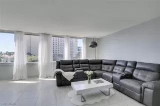 Photo #5: 2777134 Listing 