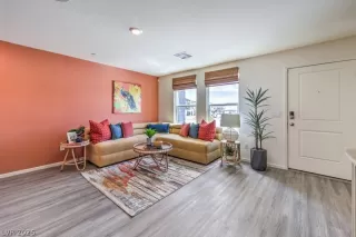 Photo #3: 2777139 Listing 