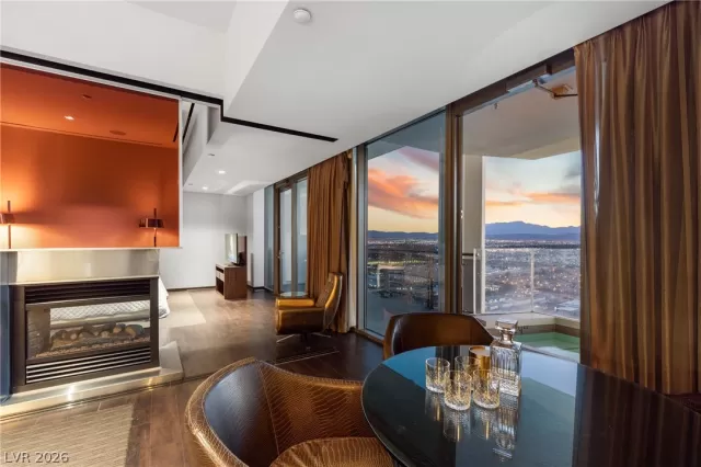 MLS: 2777187 Condo For Sale