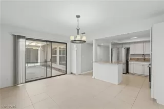 Photo #6: 2777217 Listing 