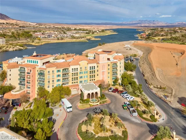 MLS: 2777224 Condo For Sale