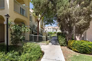 Photo #3: 2777246 Listing 