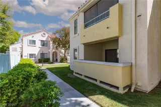 Photo #5: 2777246 Listing 