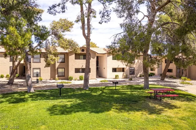 MLS: 2777260 Condo For Sale
