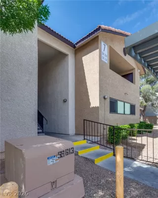 Photo #1: 2777260 Listing 