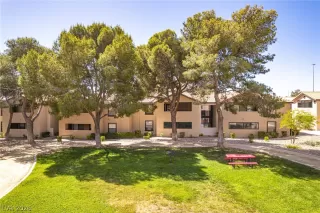 Photo #2: 2777260 Listing 