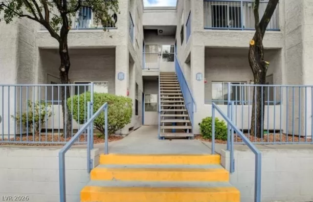 MLS: 2777263 Condo For Sale