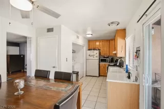 Photo #6: 2777269 Listing 