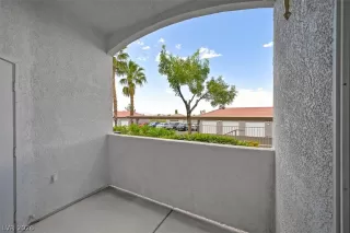 Photo #3: 2777310 Listing 